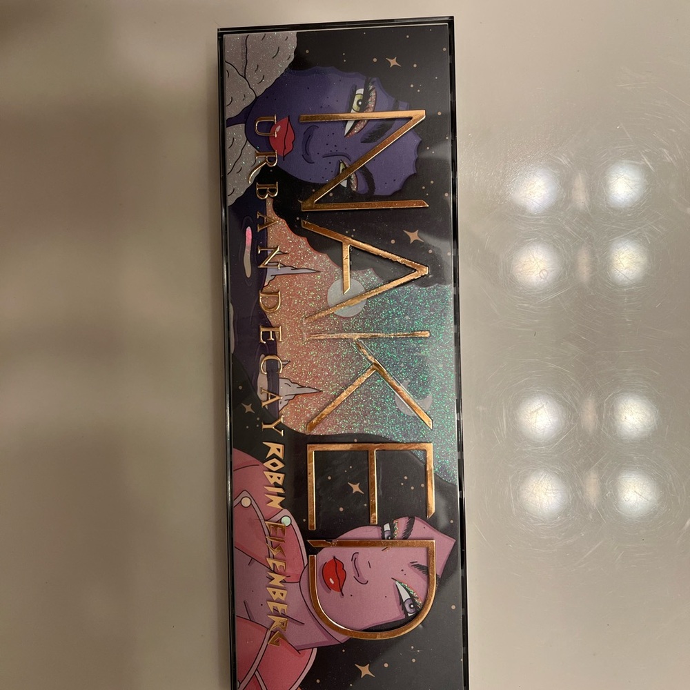 Urban Decay Naked- Robin Eisnererg